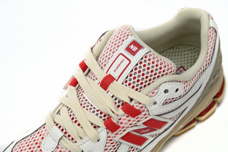 NEW BALANCE 1906R