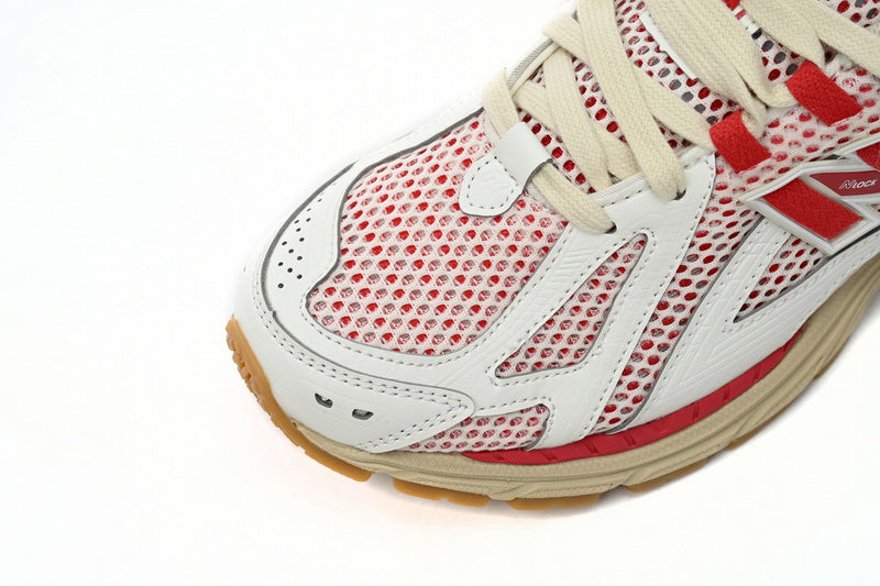NEW BALANCE 1906R