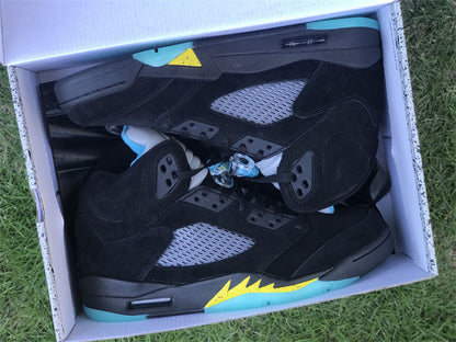 AIR JORDAN 5