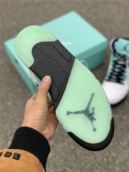 AIR JORDAN 5