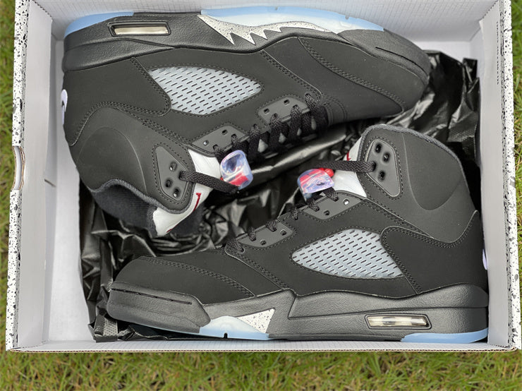 AIR JORDAN 5