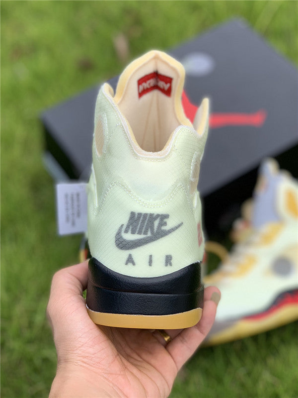 AIR JORDAN 5