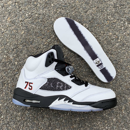 AIR JORDAN 5