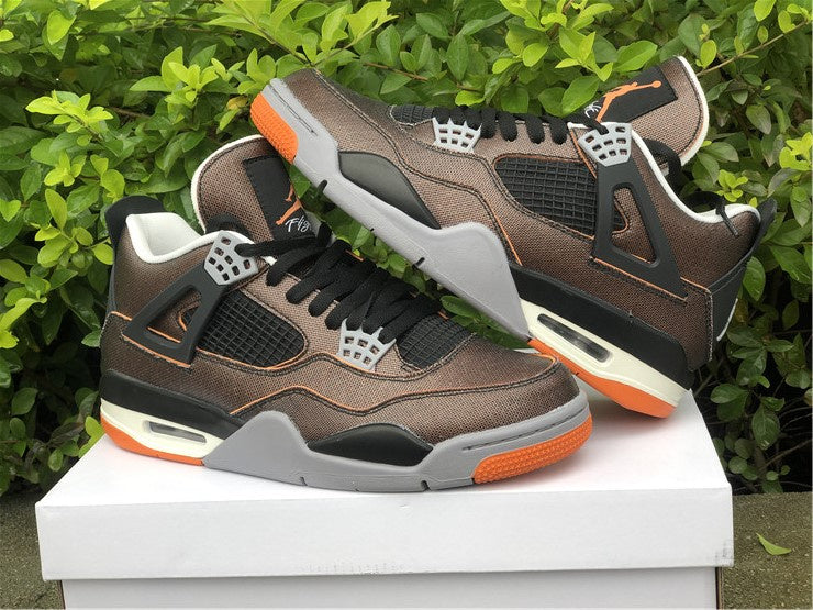 AIR JORDAN 4