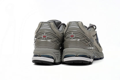 NEW BALANCE 1906R