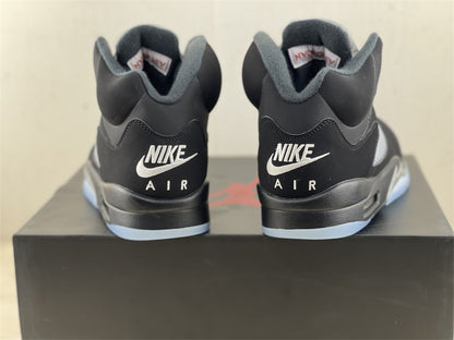 AIR JORDAN 5