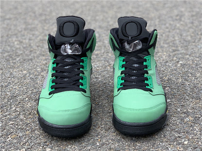 AIR JORDAN 5