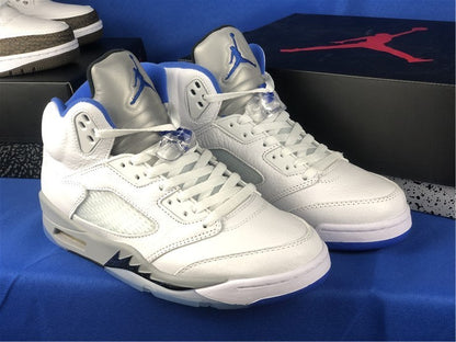 AIR JORDAN 5