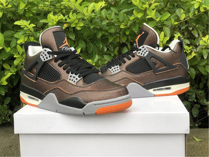 AIR JORDAN 4