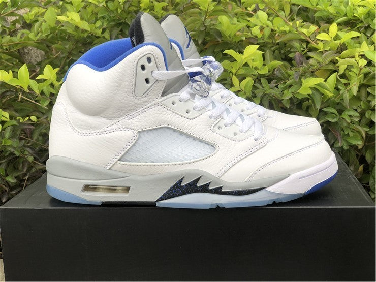AIR JORDAN 5