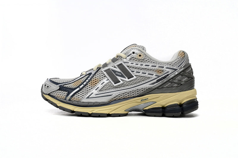NEW BALANCE 1906R