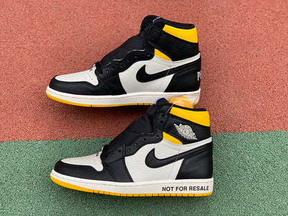 NIKE AIR JORDAN 1