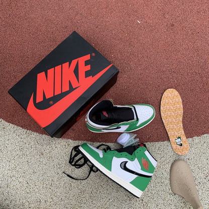 NIKE AIR JORDAN 1
