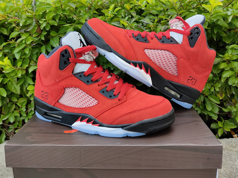 AIR JORDAN 5