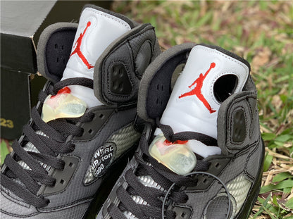 AIR JORDAN 5