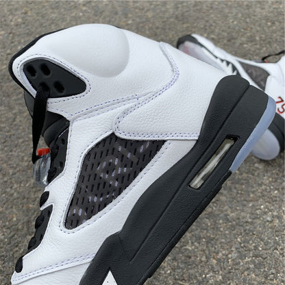 AIR JORDAN 5