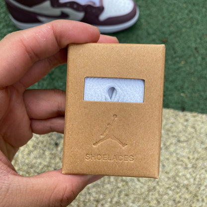 NIKE AIR JORDAN 1