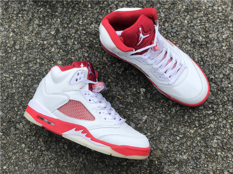 AIR JORDAN 5