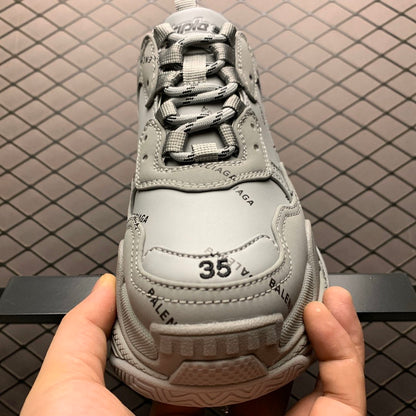 BALENCIAGA