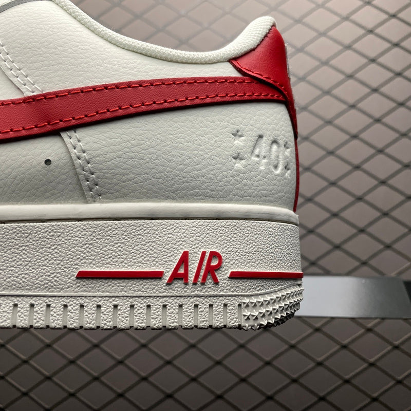 NIKE AIR FORCE 1