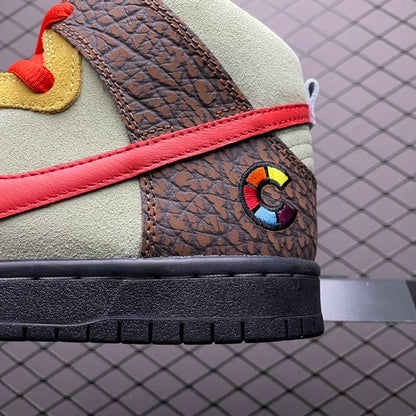 NIKE DUNK LOW