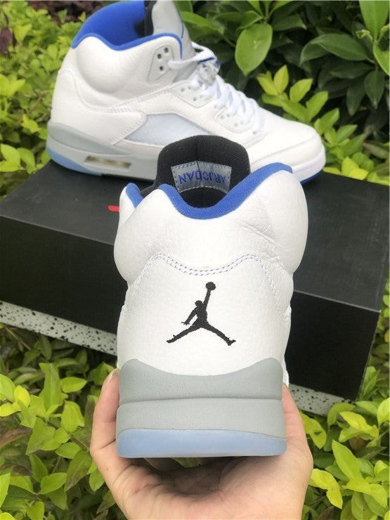 AIR JORDAN 5