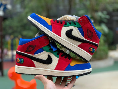 NIKE AIR JORDAN 1