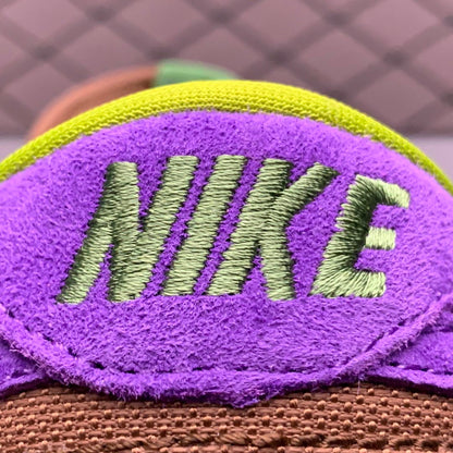NIKE DUNK LOW