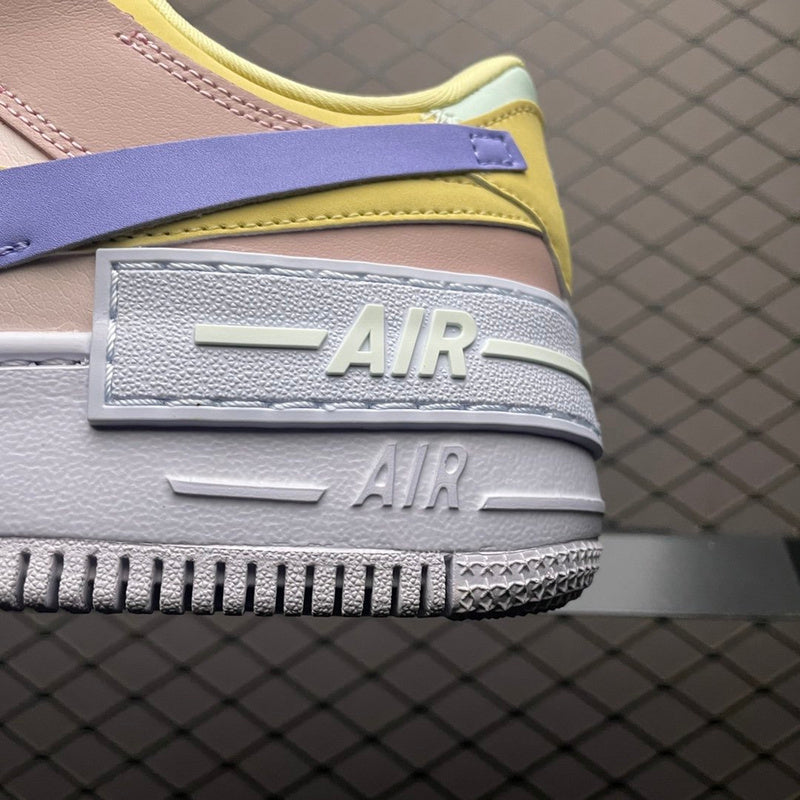 NIKE AIR FORCE 1