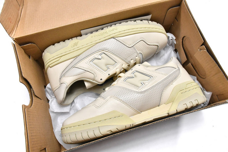 NEW BALANCE 550