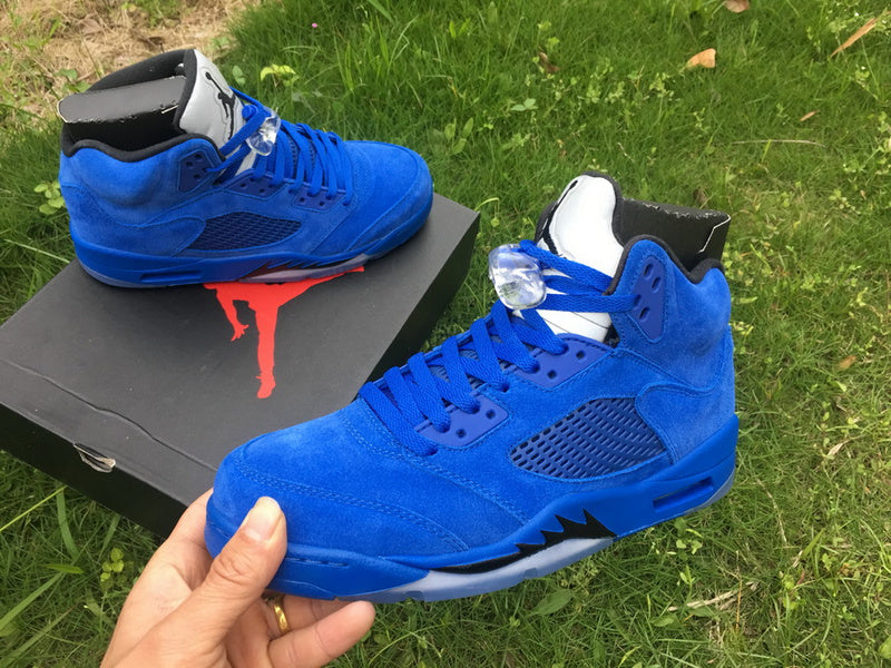 AIR JORDAN 5