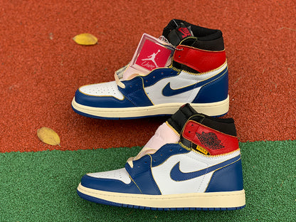 NIKE AIR JORDAN 1