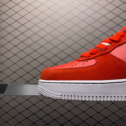 NIKE AIR FORCE 1