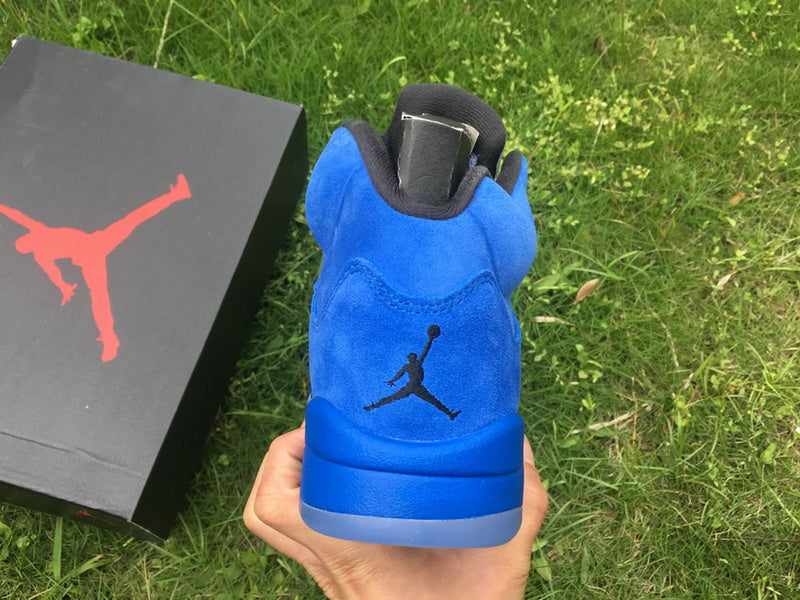 AIR JORDAN 5