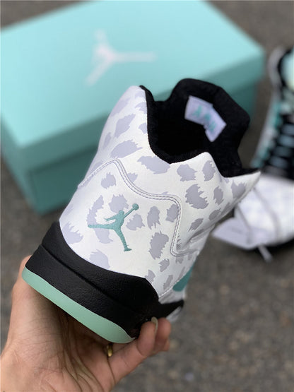 AIR JORDAN 5