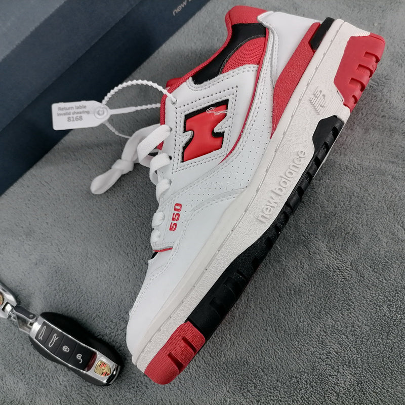 NEW BALANCE 550