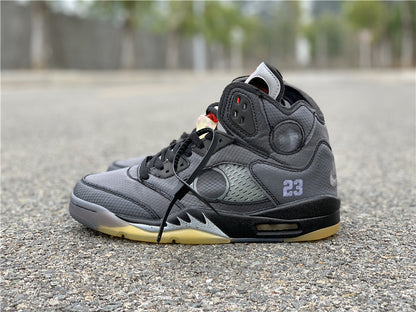 AIR JORDAN 5
