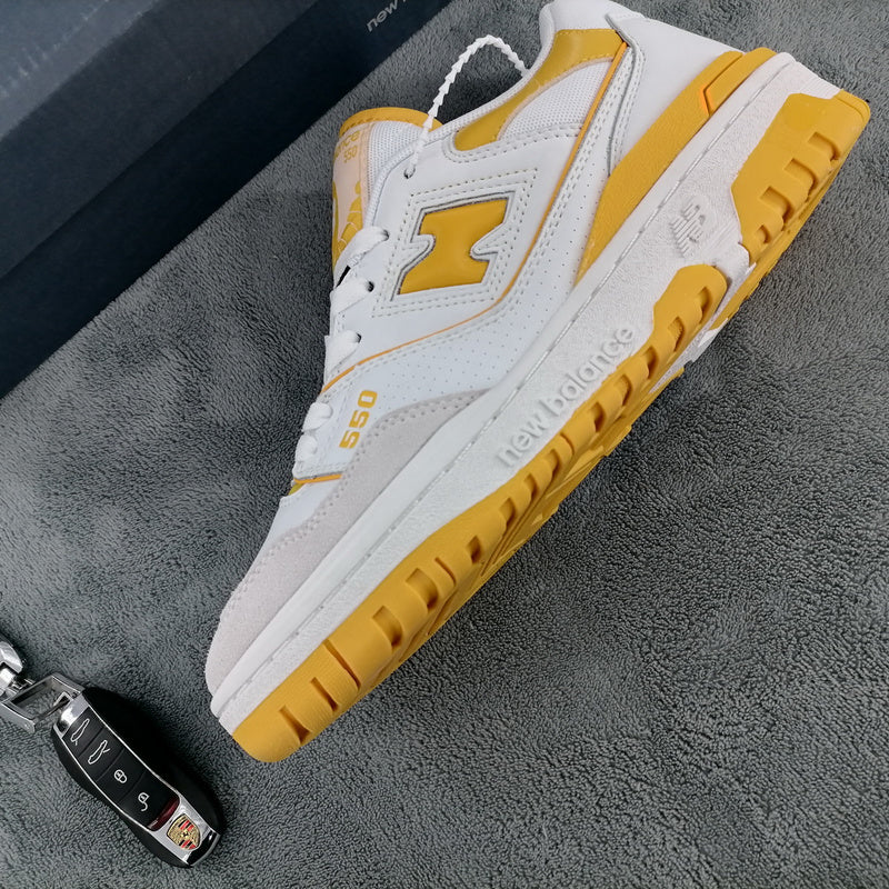NEW BALANCE 550