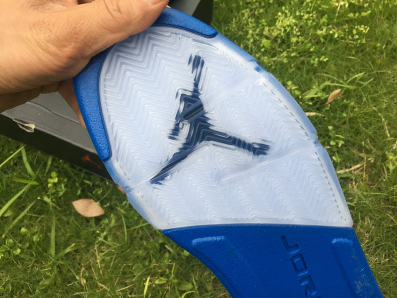 AIR JORDAN 5