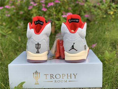 AIR JORDAN 5