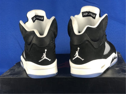 AIR JORDAN 5