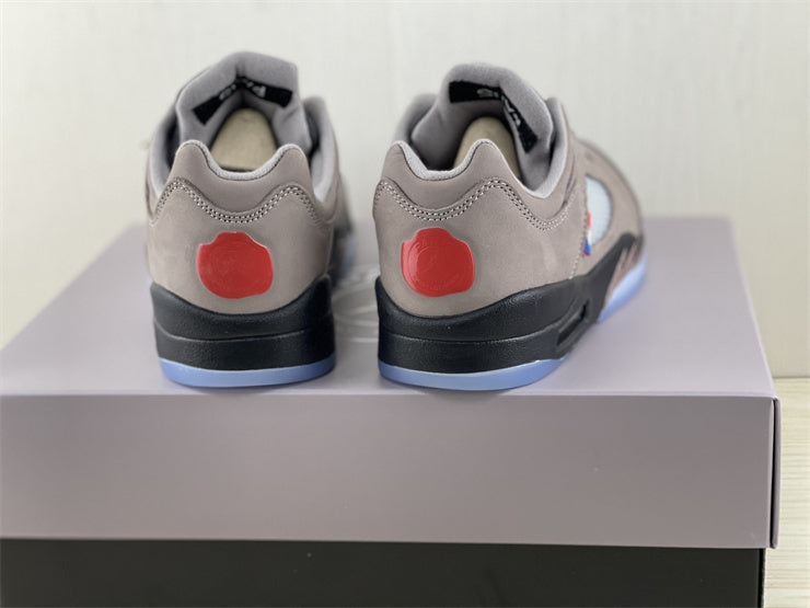AIR JORDAN 5