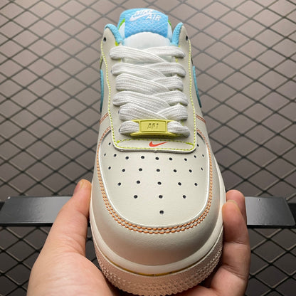 NIKE AIR FORCE 1