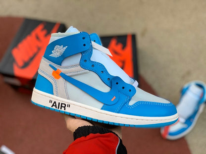 NIKE AIR JORDAN 1