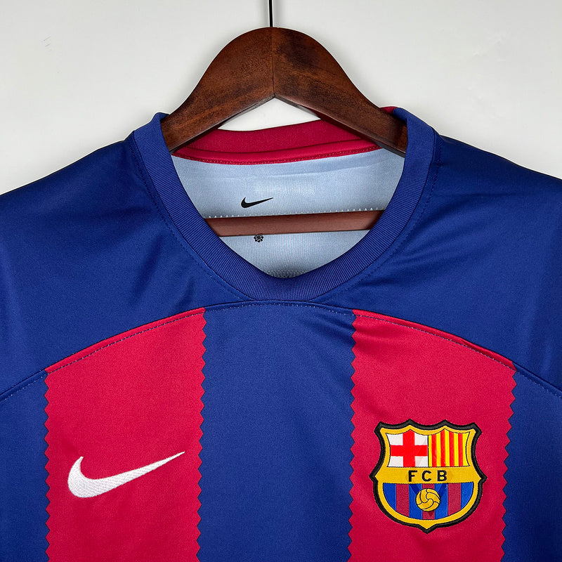F.C BARCELONA