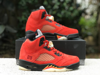 AIR JORDAN 5