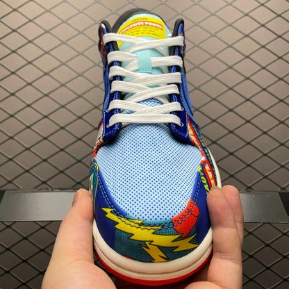 NIKE DUNK LOW