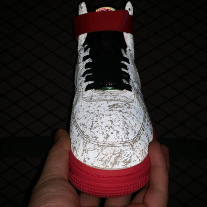 NIKE AIR FORCE 1