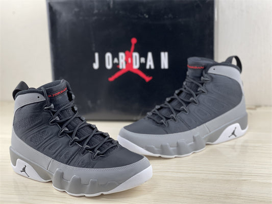 AIR JORDAN 9