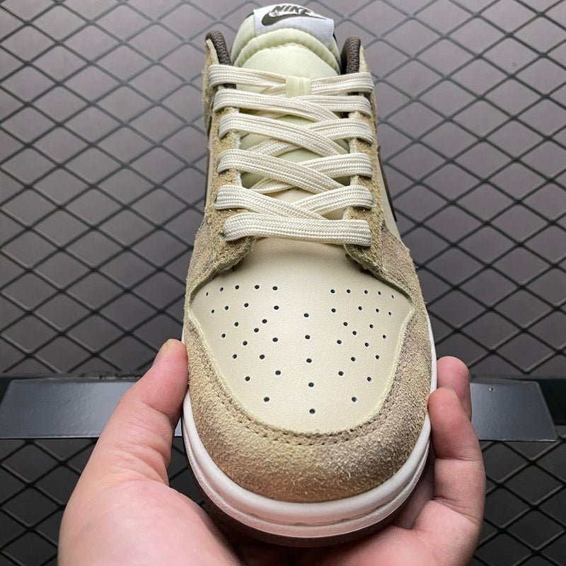 NIKE DUNK LOW